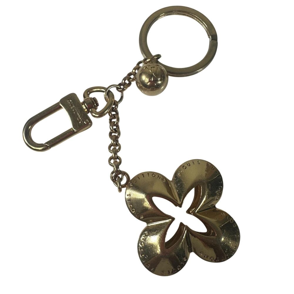 Louis Vuitton Keyring Womens One Size Gold Tone Flower Logo Keychain Bag Charm